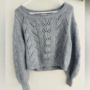 Small Victoria’s secret grey sweater
